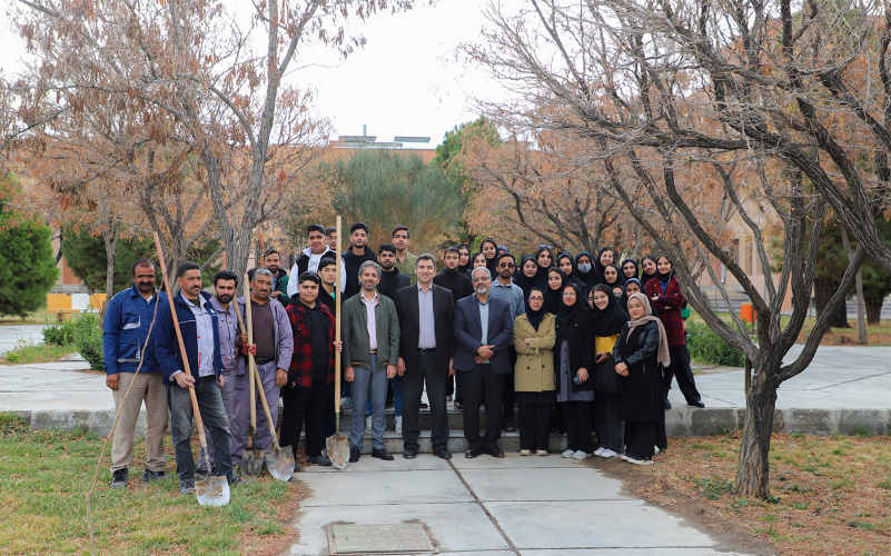 پویش کاشت درخت توسط کانون مهارتهای زندگی و انجمن علمی جامعهشناسی