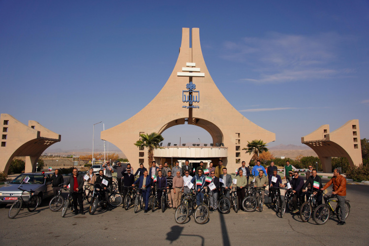 همایش دوچرخه‌سواری در دانشگاه بیرجند با مشارکت گسترده دانشجویان و دانشگاهیان